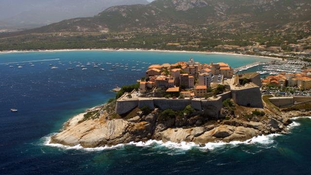 location de villa à Calvi